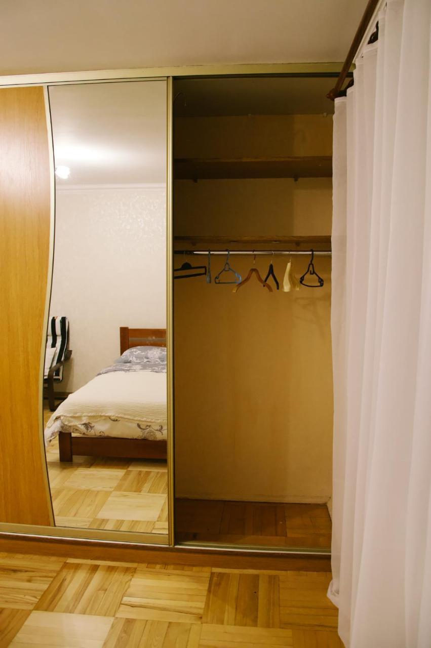 Reflect Apartment Minsk Luaran gambar