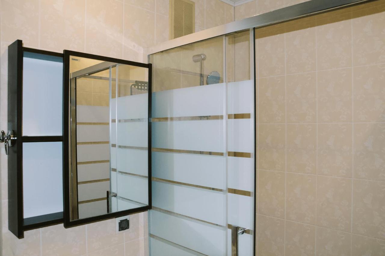 Reflect Apartment Minsk Luaran gambar