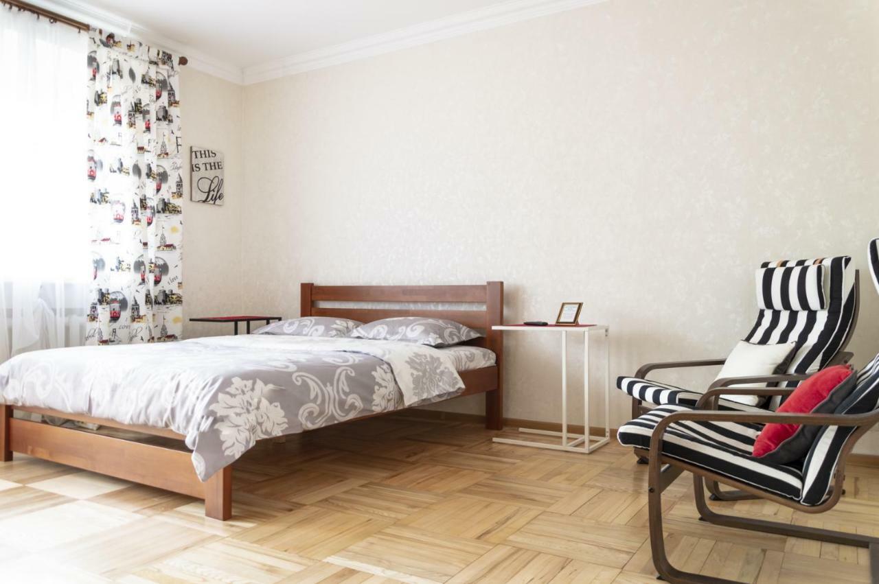Reflect Apartment Minsk Luaran gambar
