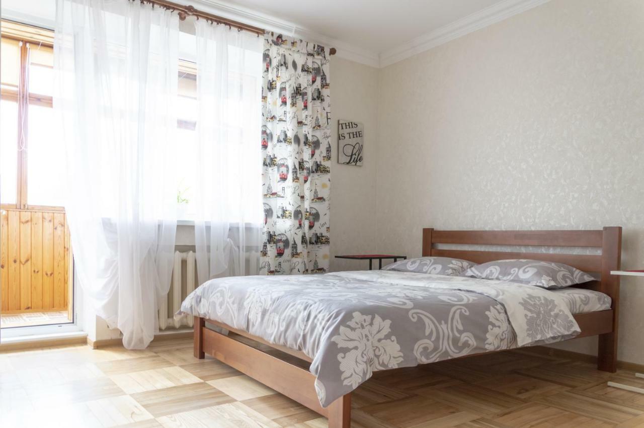 Reflect Apartment Minsk Luaran gambar